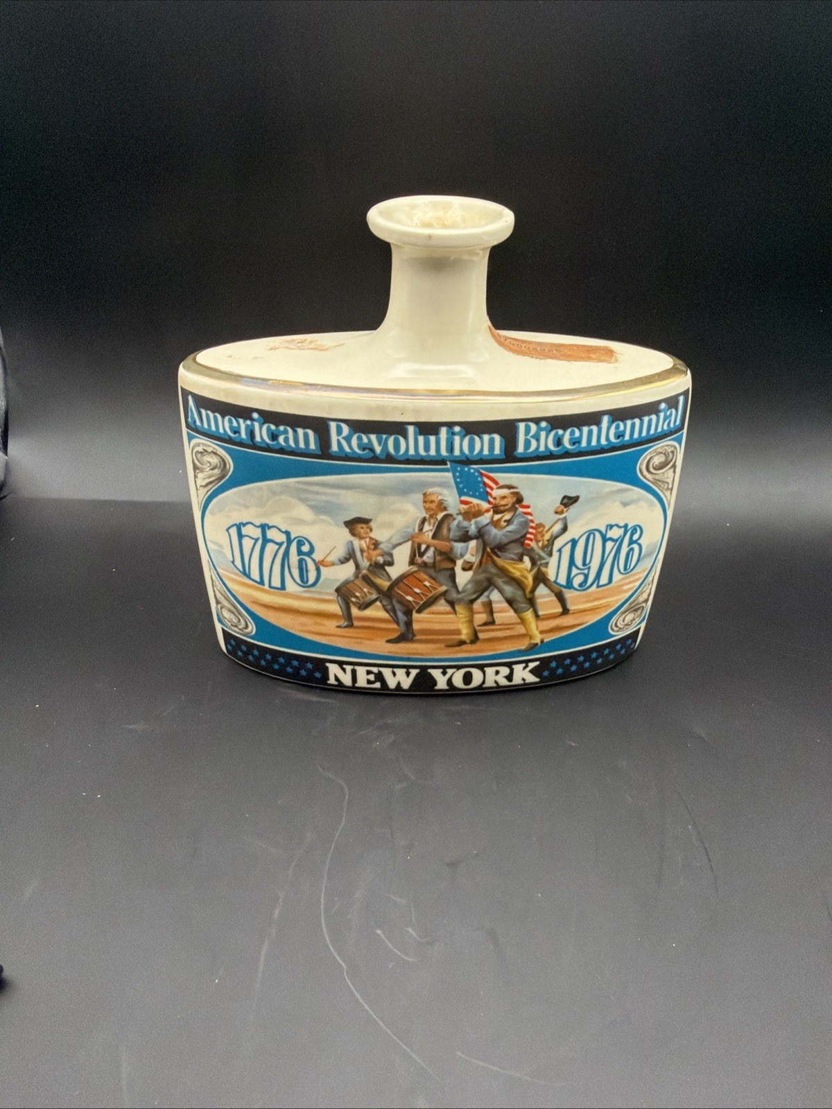 1976 Early Times American Revolution Bicentennial New York Whiskey Decanter (NF)