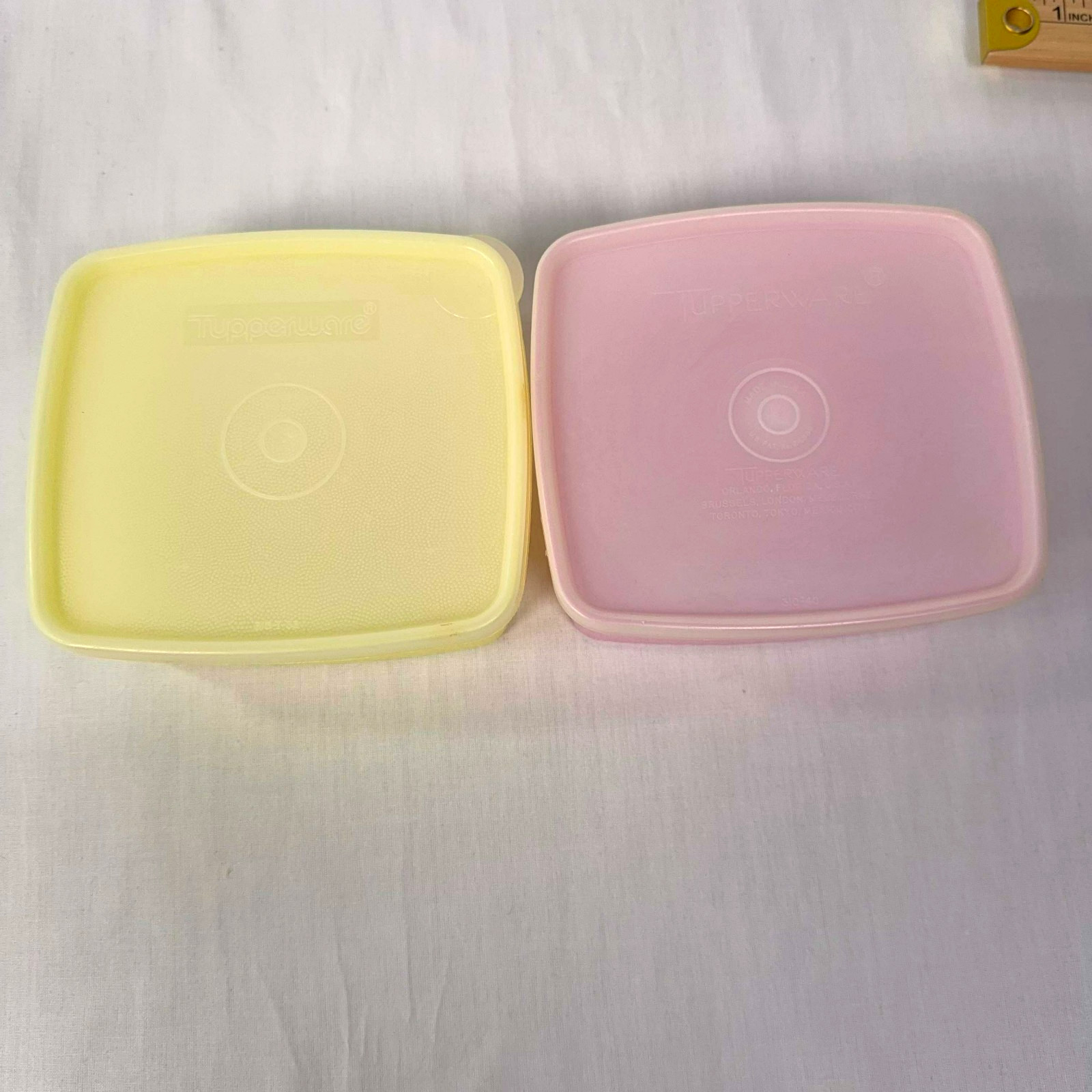 Vintage Tupperware 311-53 Square Round Containers 16oz Set of 2 W/ Lids