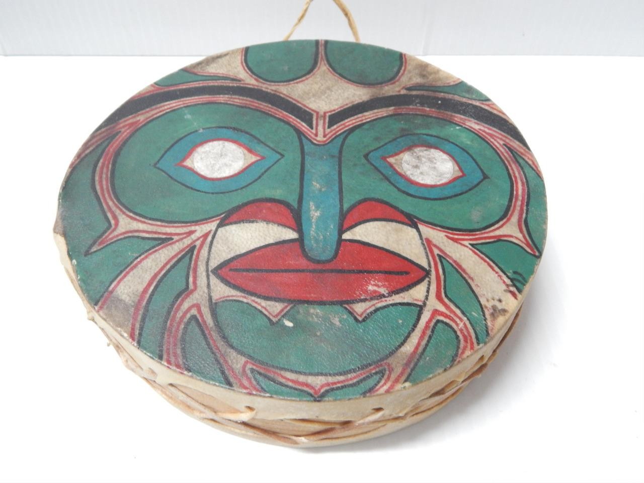 VINTAGE NW COAST HAND PAINTED WOODEN HAND DRUM - OLD AND NICE 