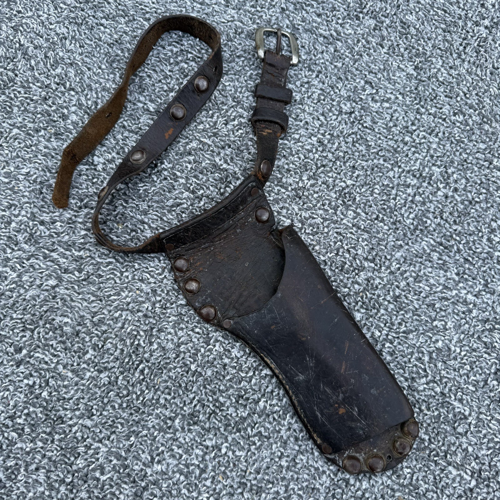 Vintage WWII US Army Leather Holster 45 Caliber With Belt Vintage WWII US Army Leather Holster 45 Caliber With Belt