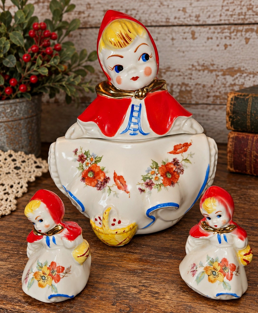 Hull Vintage Little Red Riding Hood Cookie Jar & Salt Pepper Shakers Hull Vintage Little Red Riding Hood Cookie Jar & Salt Pepper Shakers