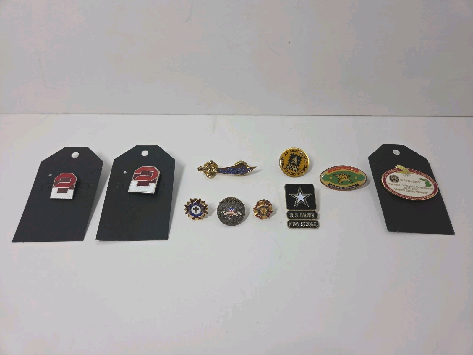 Lot of 10 U.S. Military Veteran Pins WWII 2nd Army VFW Enduring Freedom 