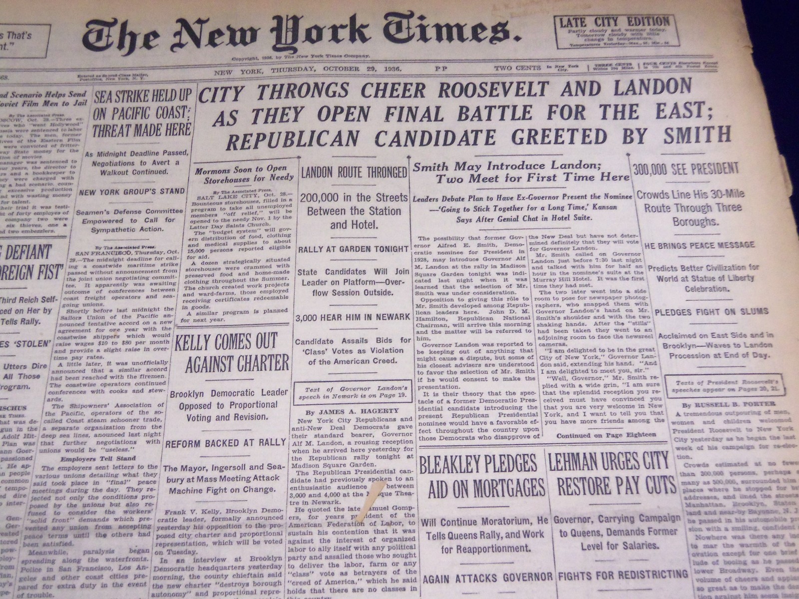1936 OCTOBER 29 NEW YORK TIMES - CITY THRONGS CHEER ROOSEVELT - NT 2103 1936 OCTOBER 29 NEW YORK TIMES - CITY THRONGS CHEER ROOSEVELT - NT 2103
