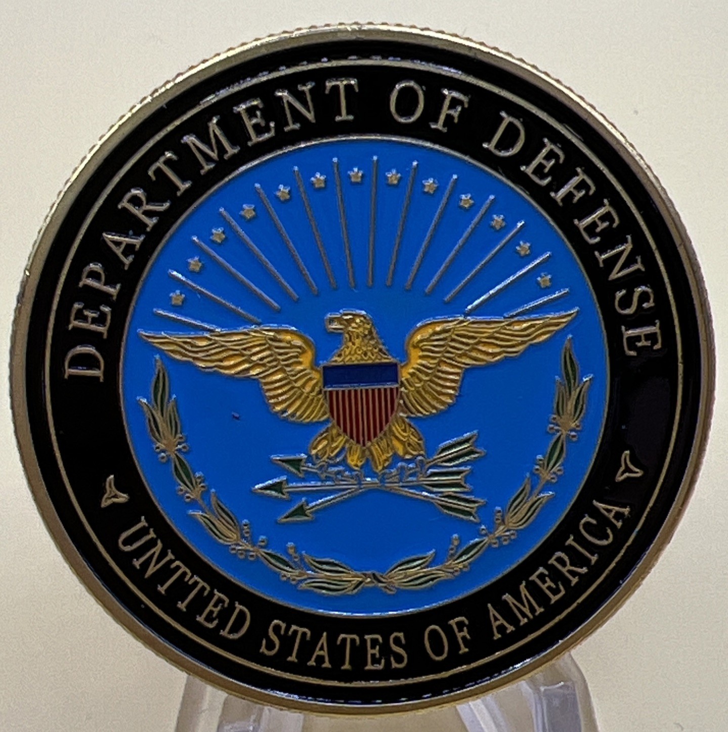*Rare United States Department Of Defense Challenge Coin Comes In Clear Capsule *Rare United States Department Of Defense Challenge Coin Comes In Clear Capsule