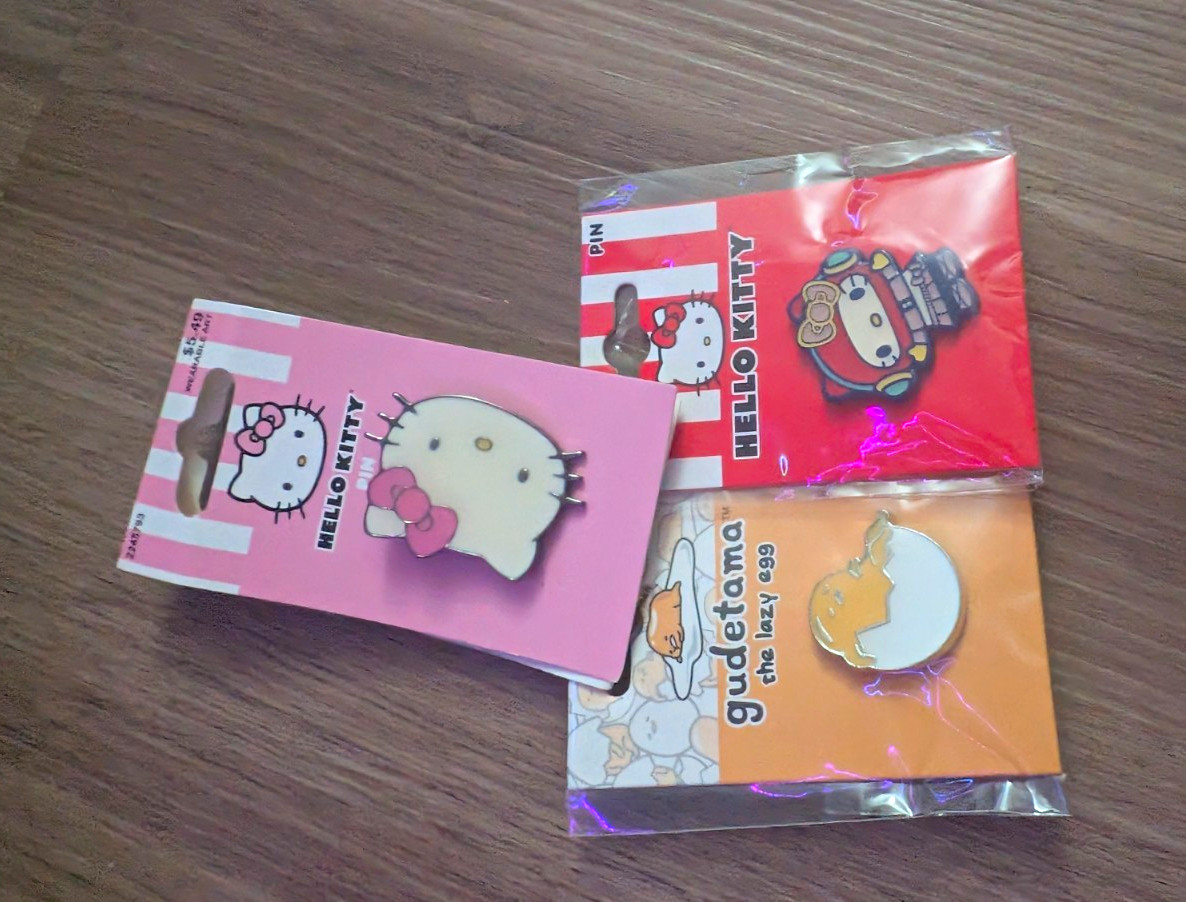 Sanrio Hello Kitty & Gudetama Lapel Pin Set - Multicolor Metal