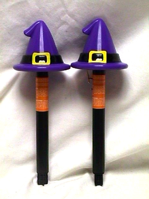 WITCH HAT purple/black SOLAR POWER Walkway Garden Stake LIGHTS 2x NEW halloween