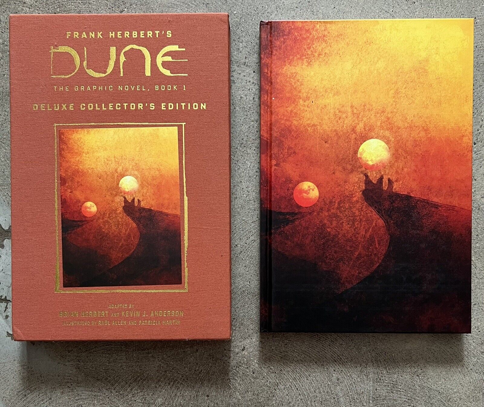 Dune: The Graphic Novel, Book 1: Dune: Deluxe Collector's Edition