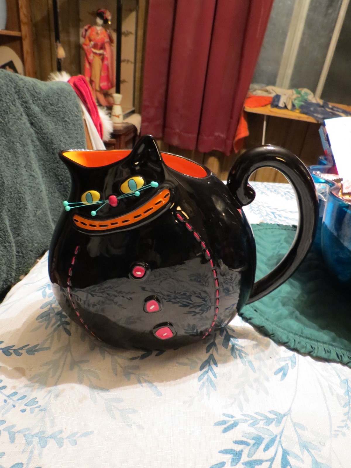 NEW, ADORABLE DEPARTMENT 56 BLACK WT ORANGE KITTY PITCHER, PERFECT FOR HALLOWEEN NEW, ADORABLE DEPARTMENT 56 BLACK WT ORANGE KITTY PITCHER, PERFECT FOR HALLOWEEN