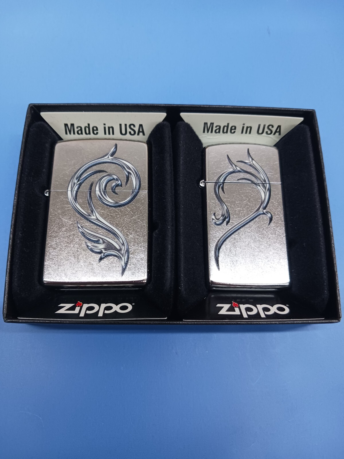 Zippo Heart Combo His and Her Lighter Set 28477 Zippo Heart Combo His and Her Lighter Set 28477
