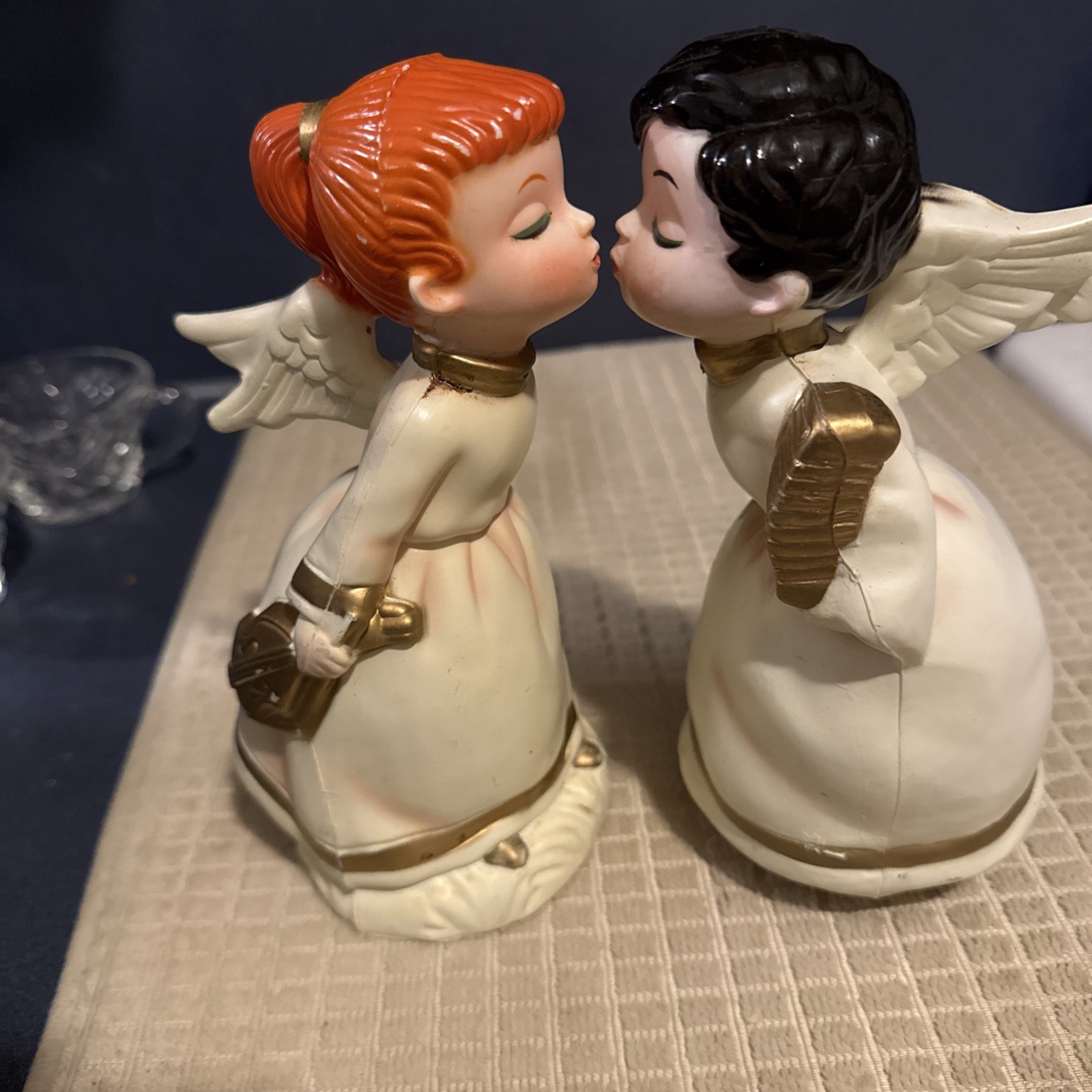 Vintage MCM Kissing Angel Figurines Music made In Hong Kong Holiday Pair Angels Vintage MCM Kissing Angel Figurines Music made In Hong Kong Holiday Pair Angels