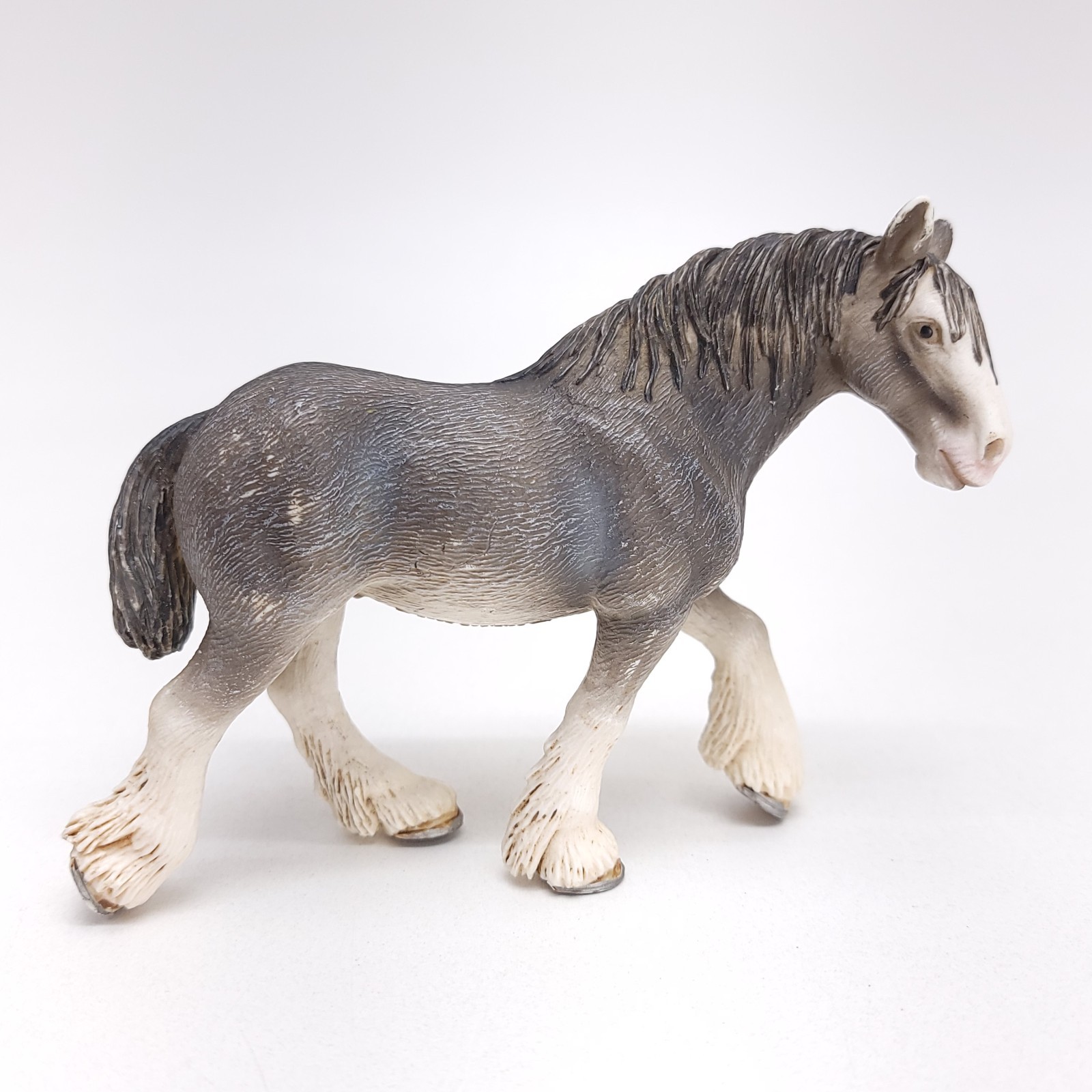 Schleich  Gray Horse With Shoes 2004 (Germany)