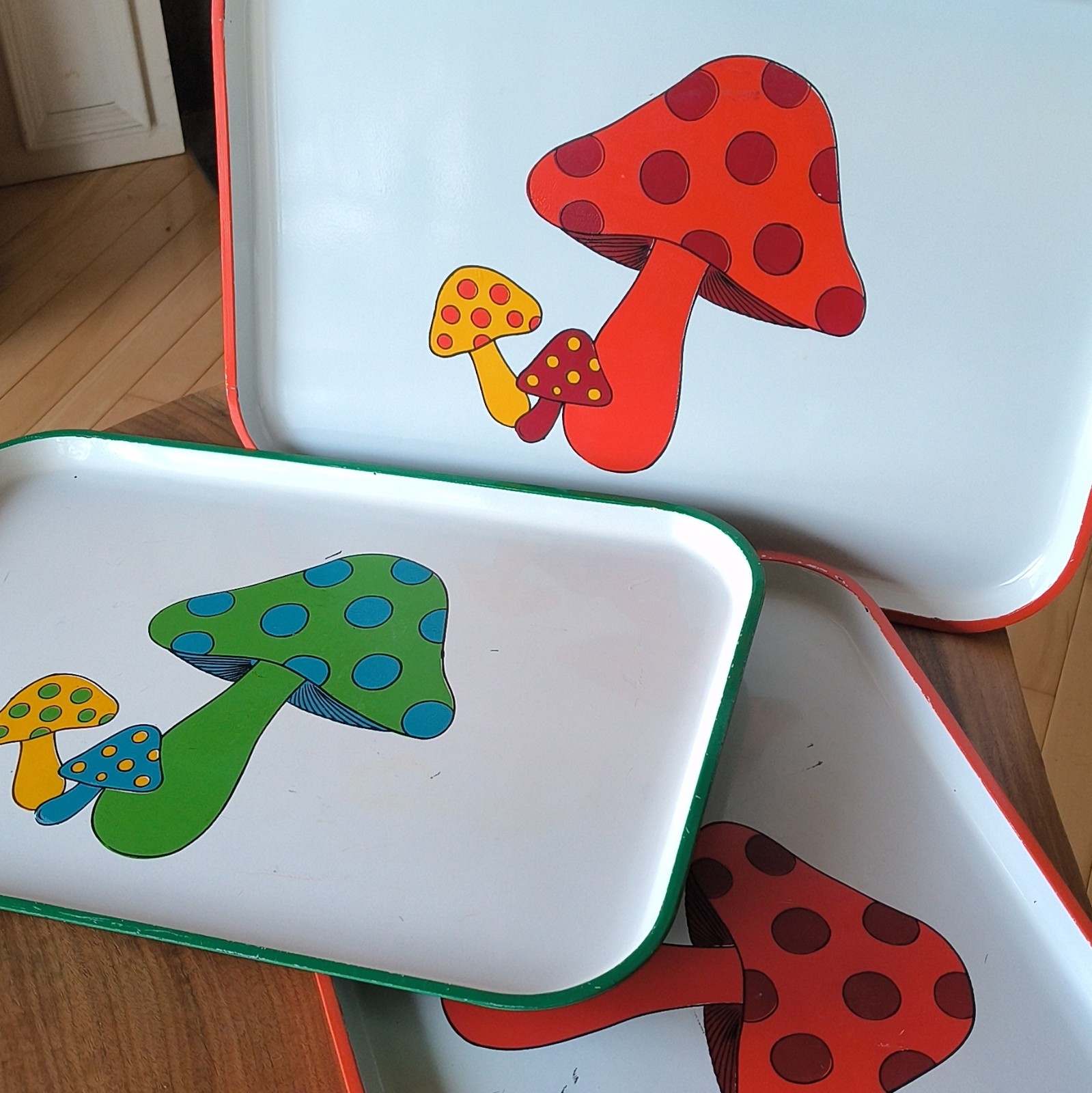 Rare Vintage 1970s Psychedelic Mushroom Serving Trays - Set of 3 (Made in Japan)
