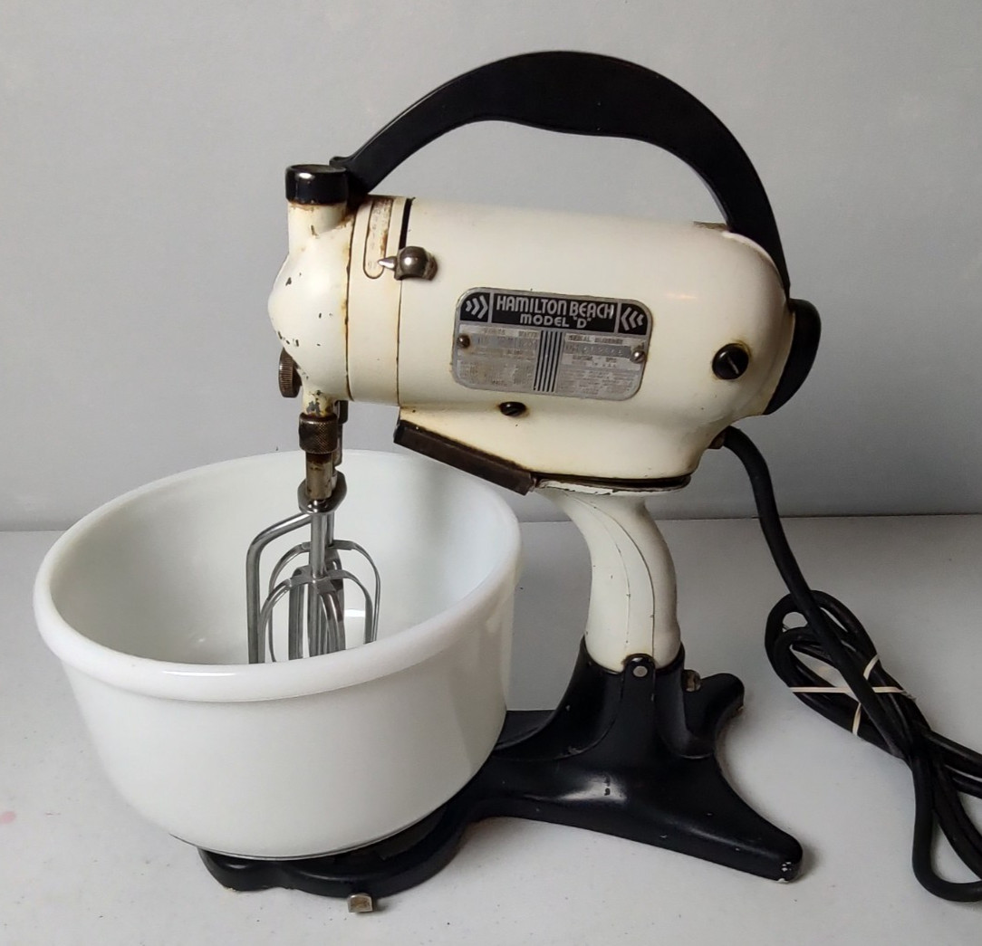VTG Hamilton Beach Model D Mixer With Stand Beaters and Milk Glass Bowl Works