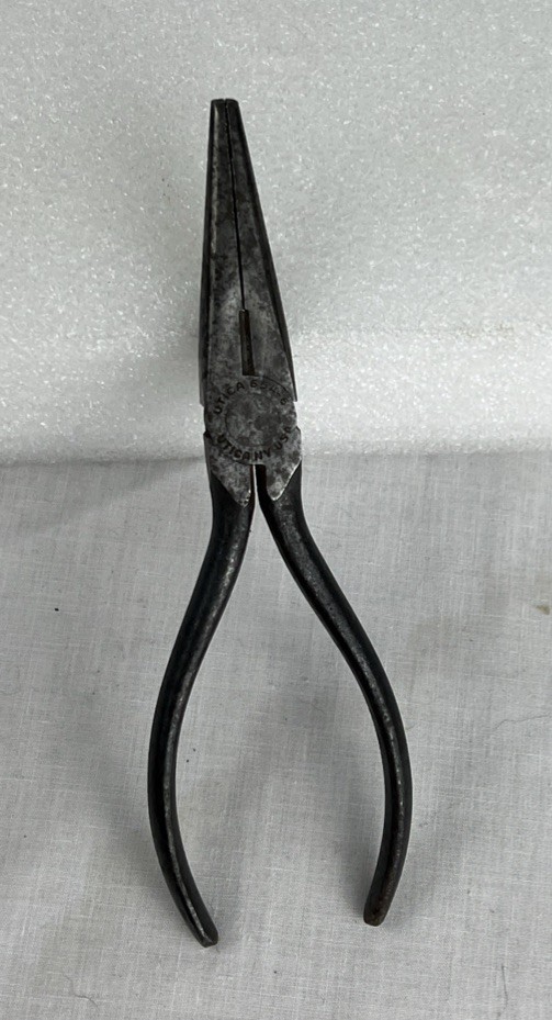 Vintage Utica 654 6 Needle Nose Pliers, USA, Very Good Condition Vintage Utica 654 6 Needle Nose Pliers, USA, Very Good Condition