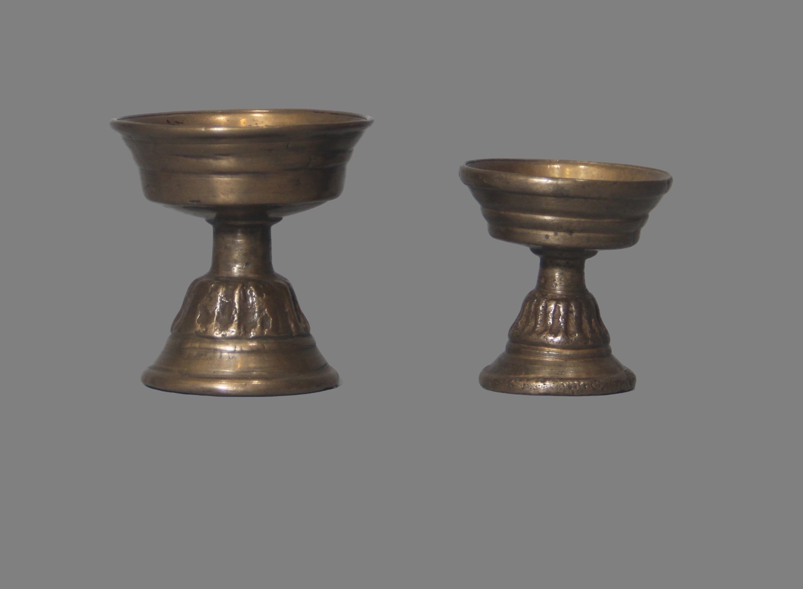 Share Pair Tibet 17th Century Old Antique Buddhist Alloy Copper Oil Ghee Lamp Bu