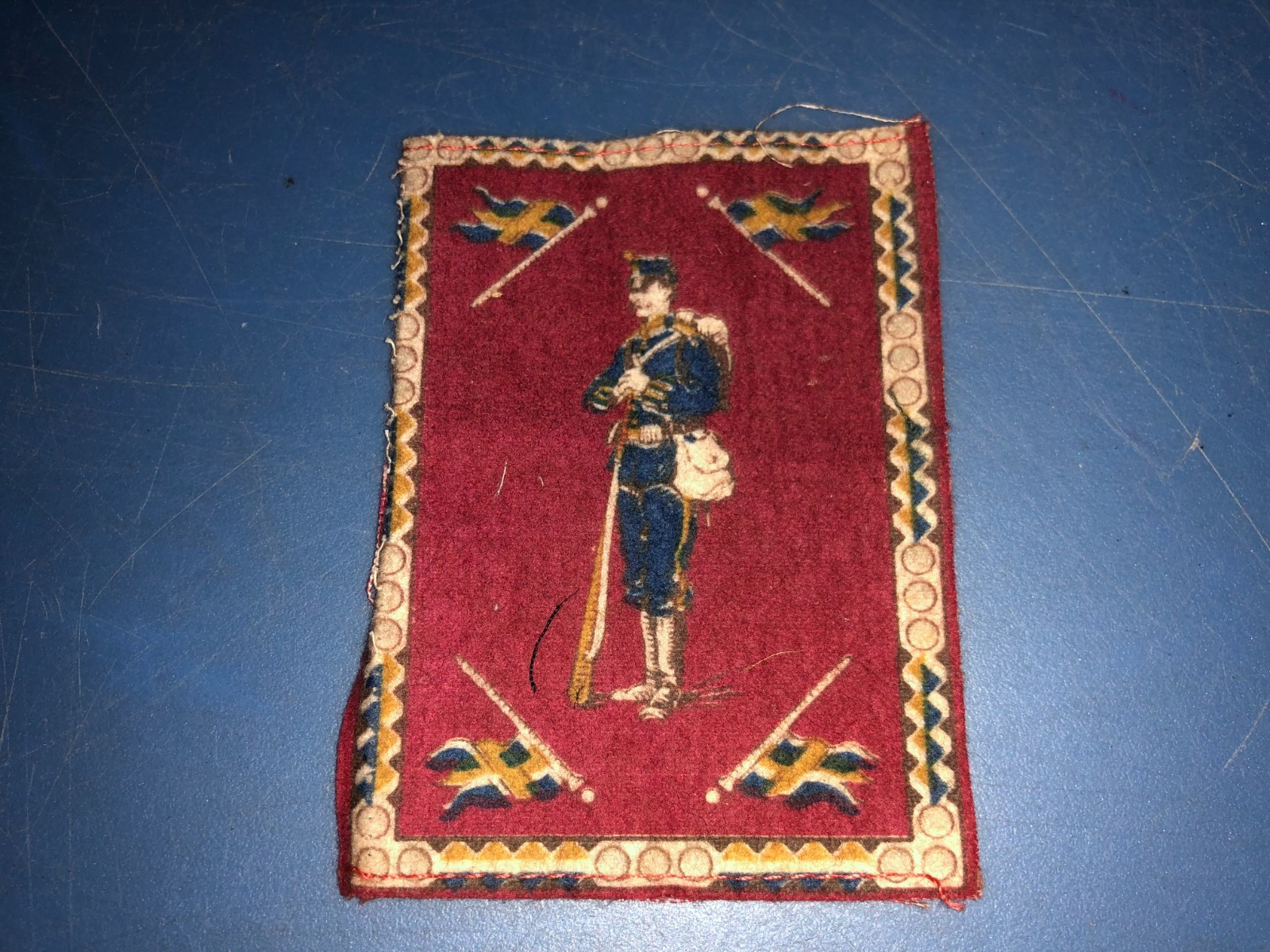 Vintage 20's Era FINNISH Soldier CIGARETTE Card Felt RUG Patch