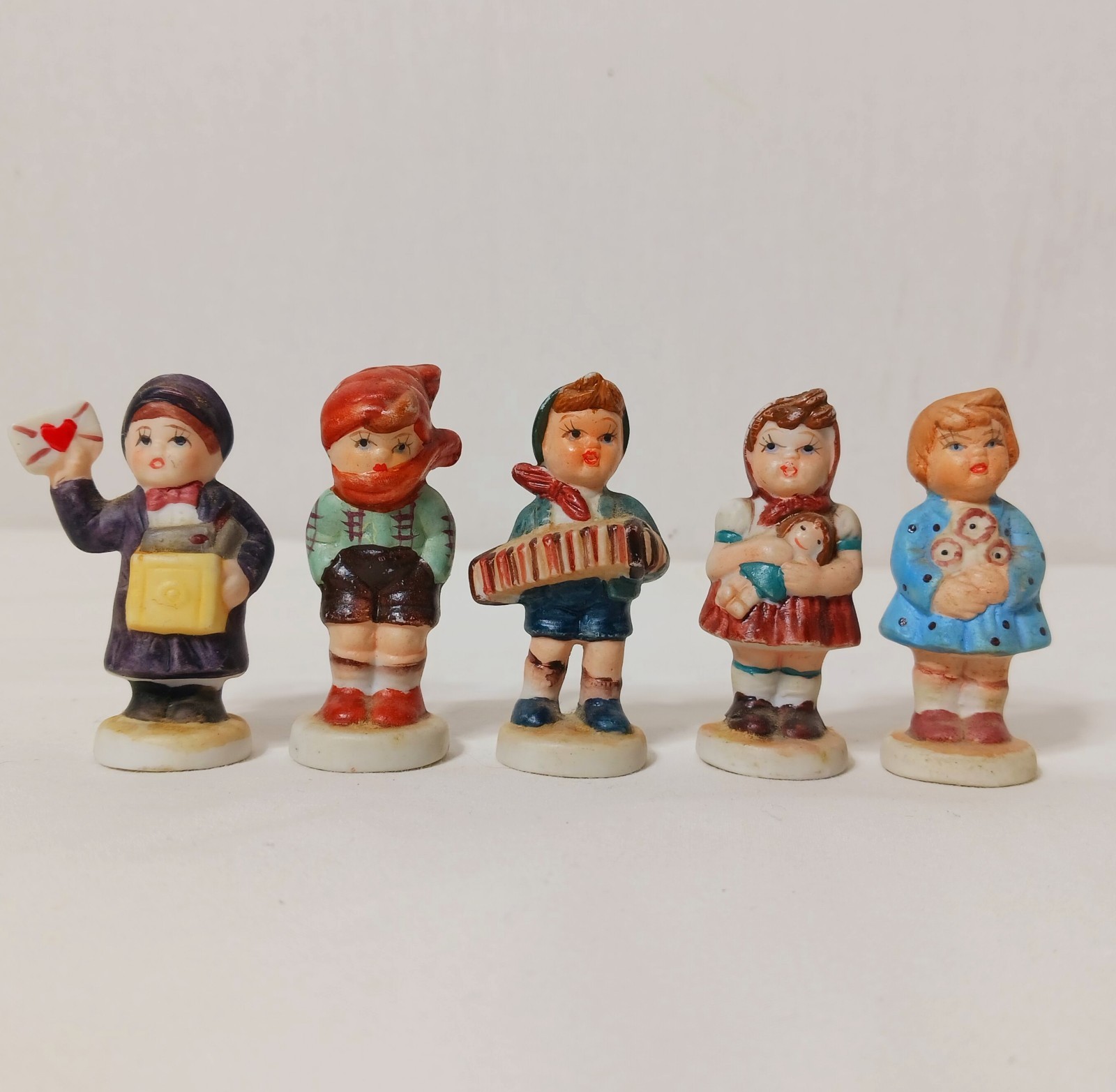 5 vintage BOY & GIRL Miniature Porcelain Figurines 2.25\