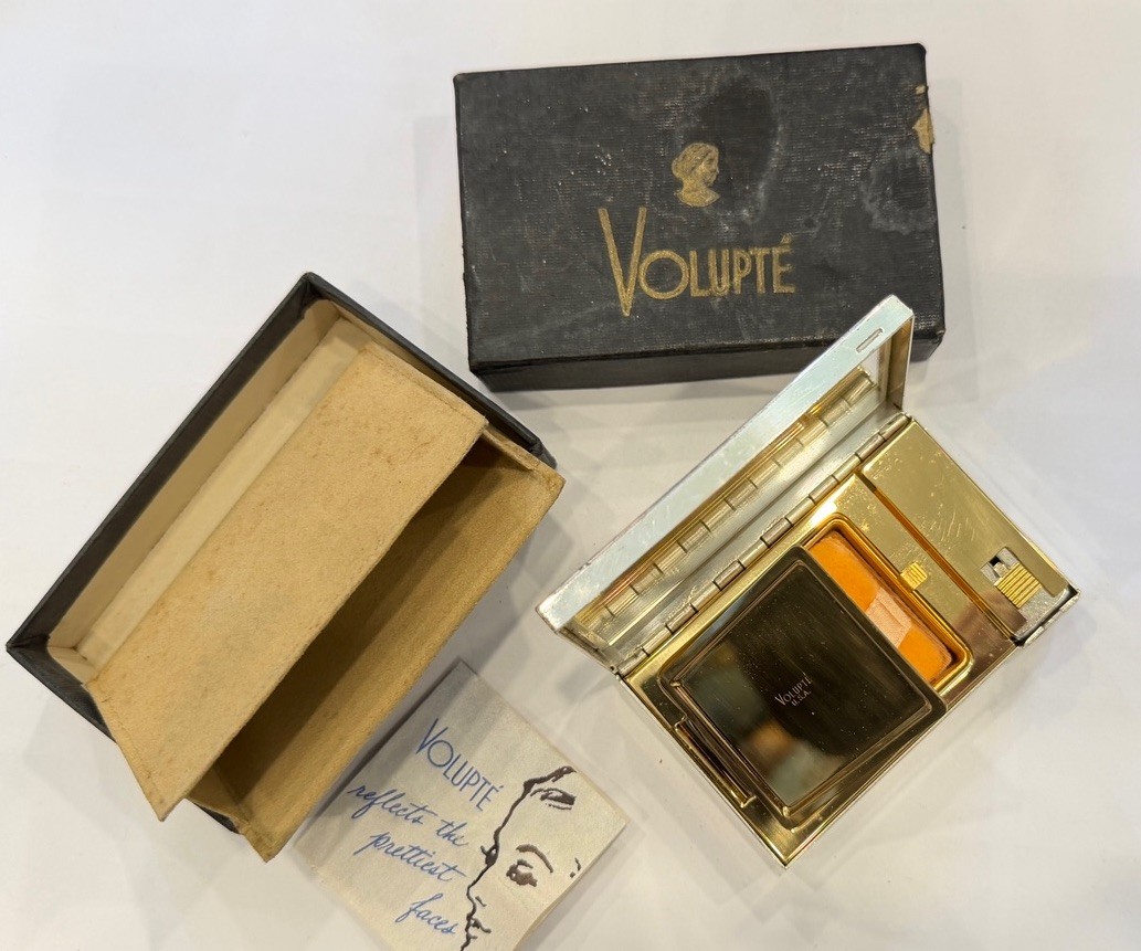 1950’s Nos Compact Volupte Gold Tone Compact Original Box Paperwork Mint