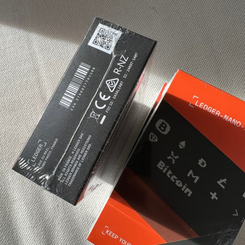 Ledger Nano X Crypto Wallet New Black Ledger Nano X Crypto Wallet New Black