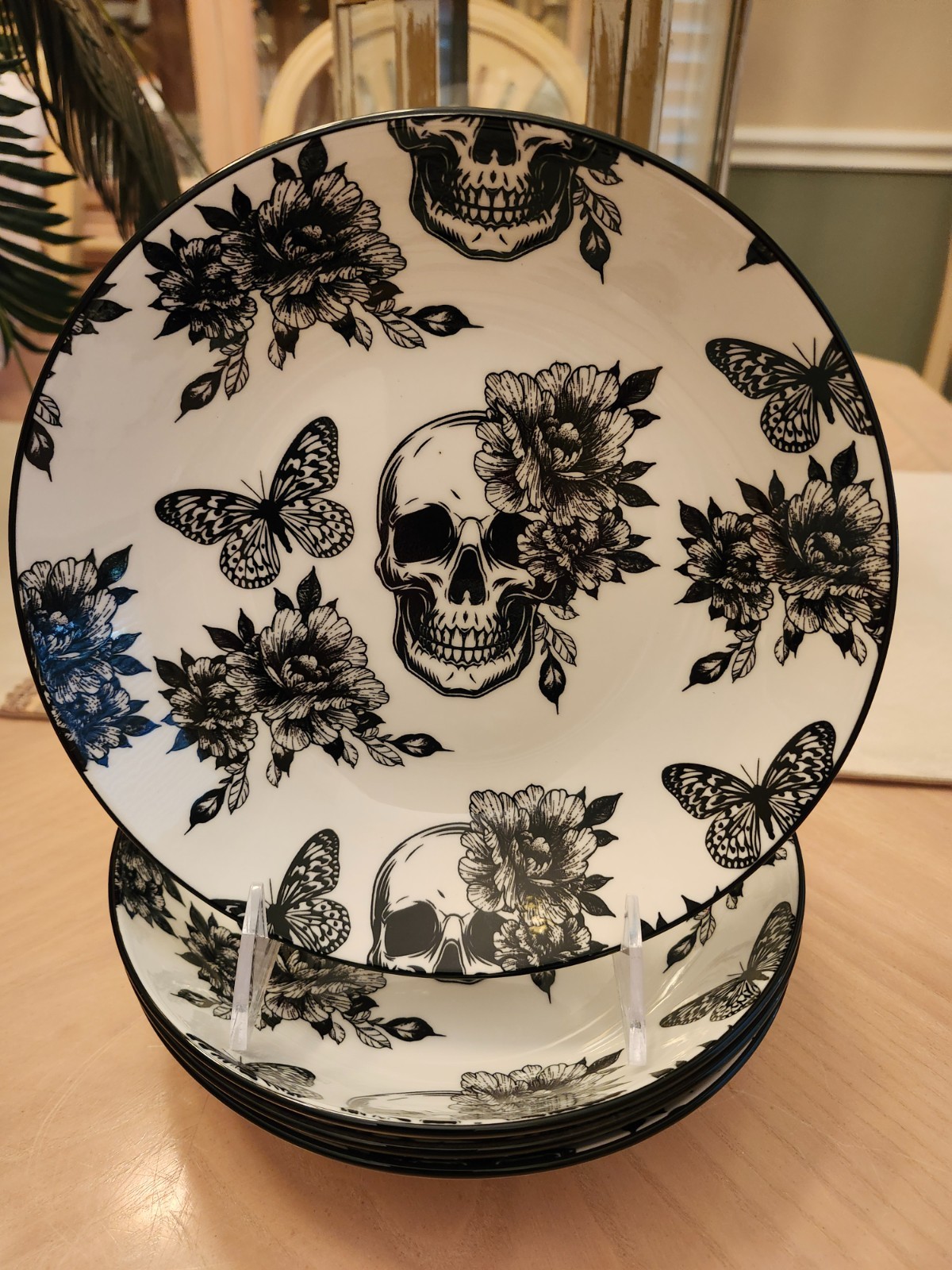 ZRIKE HALLOWEEN SKULL BUTTERFLY FLORAL SET OF 4 CERAMIC DINNER BOWLS GOTHIC ZRIKE HALLOWEEN SKULL BUTTERFLY FLORAL SET OF 4 CERAMIC DINNER BOWLS GOTHIC