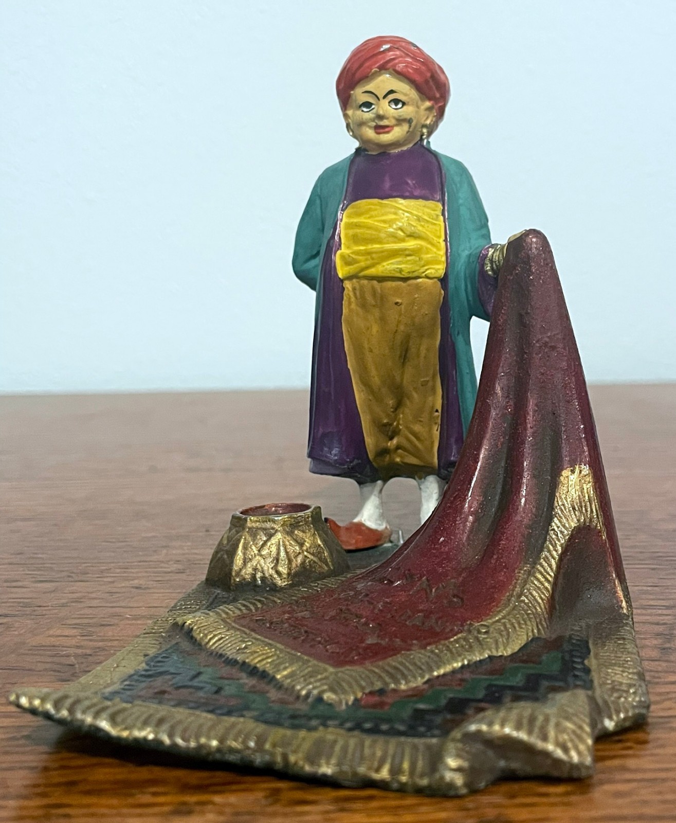 Vintage 1920s Allyn\'s Dyeing Cleaning Portland Advertising Metal Figure Magic