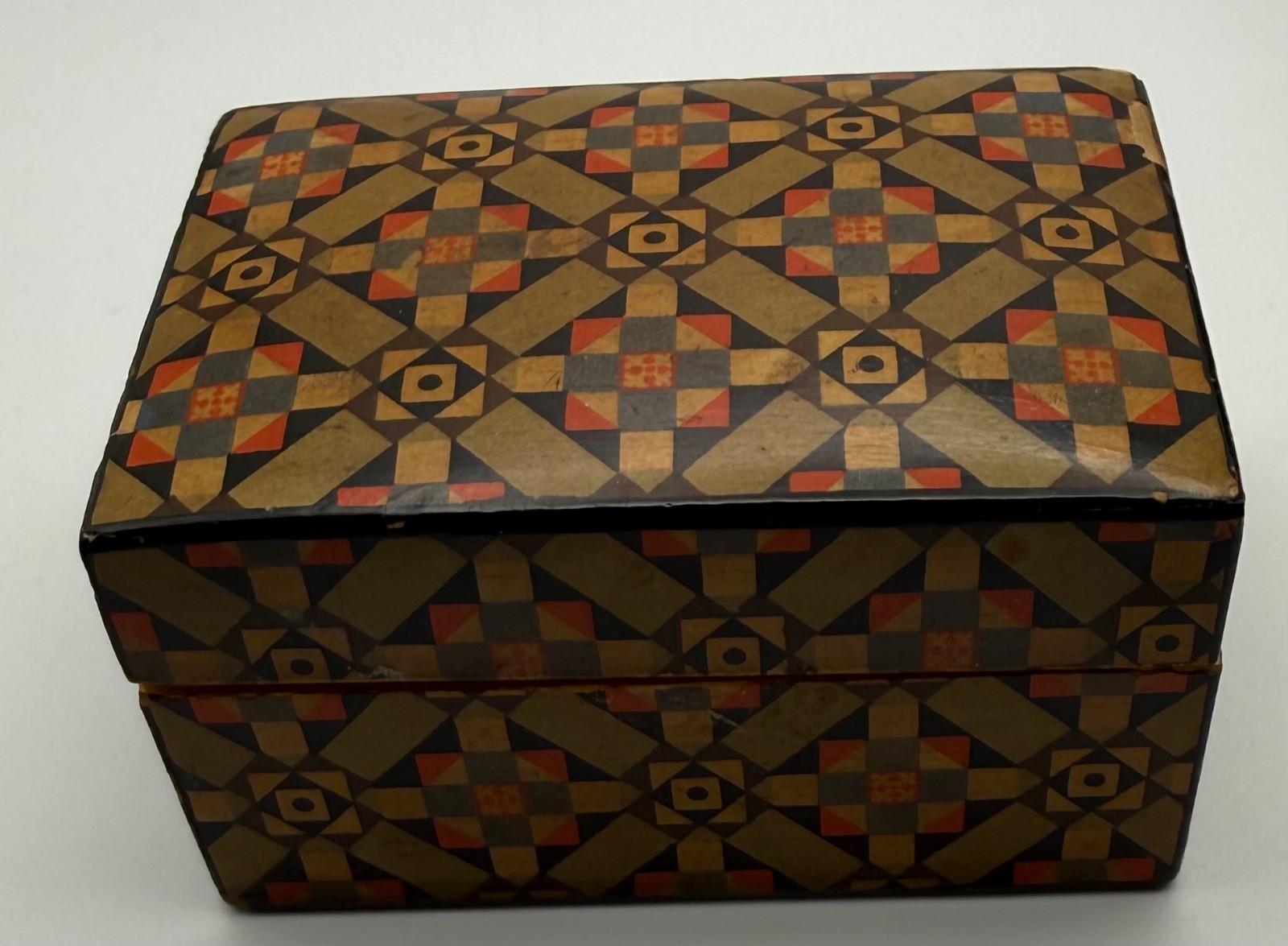 Small Antique Scottish Mauchline Box W. M. Clapperton Small Antique Scottish Mauchline Box W. M. Clapperton