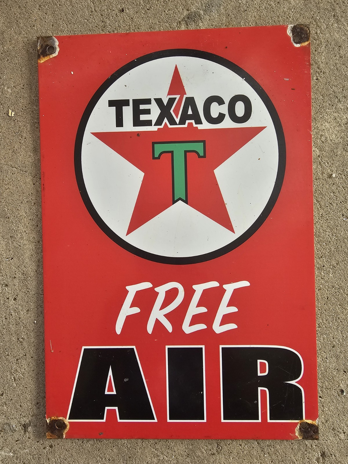 VINTAGE 1950\'S TEXACO FREE AIR PORCELAIN SIGN 12\