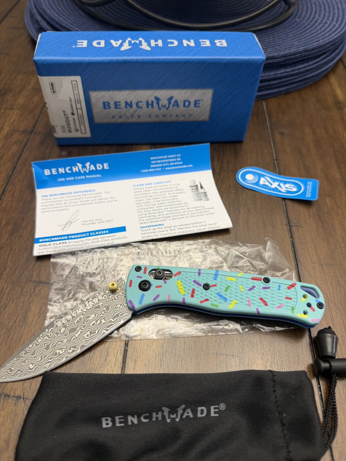 Benchmade 535 Bugout Donut Sprinkle Blue Cpm S30v Lock Custom EDC Knife