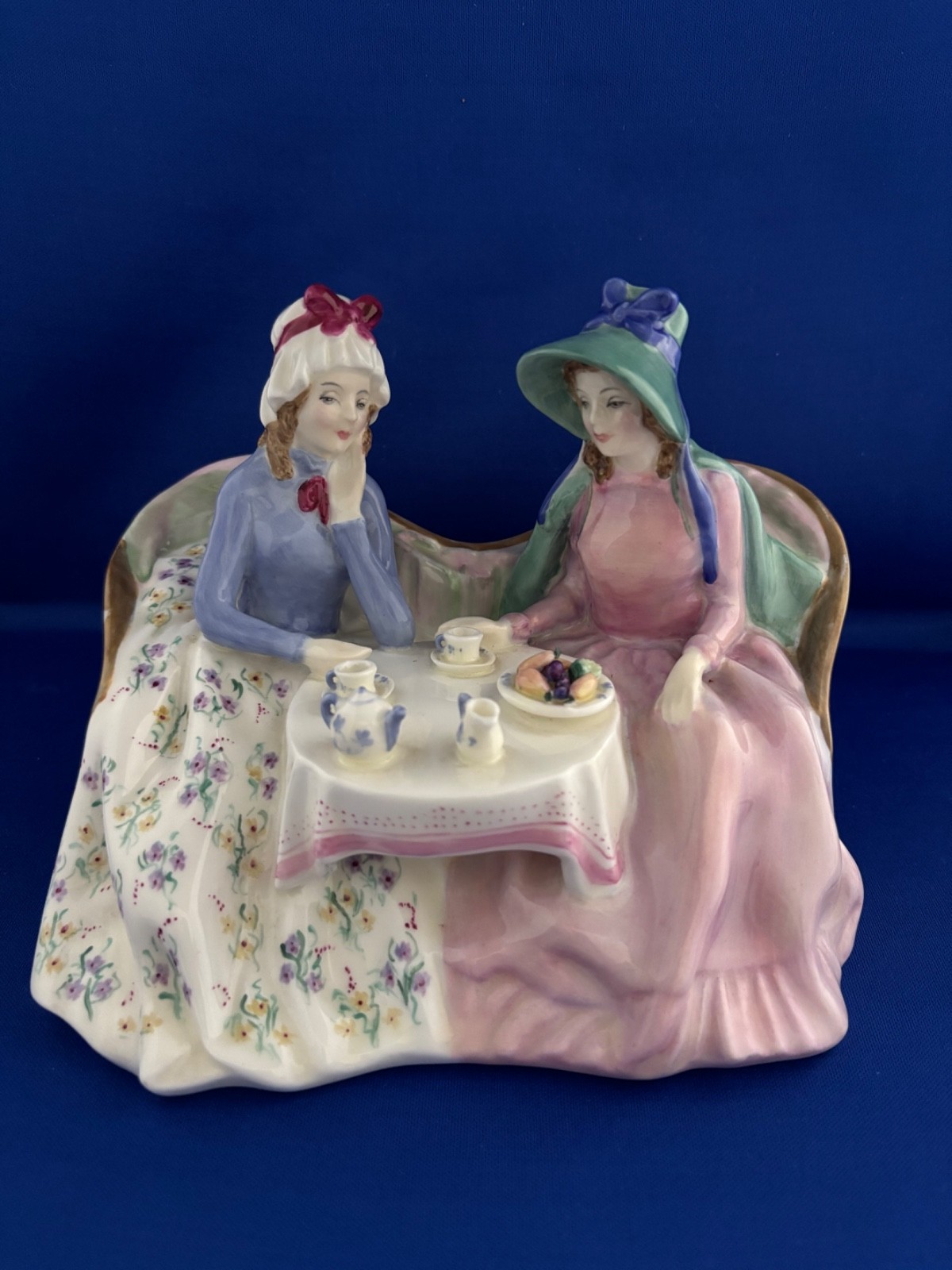 Royal Doulton Afternoon Tea HN 1747 Figurine COPR 1936 Vintage