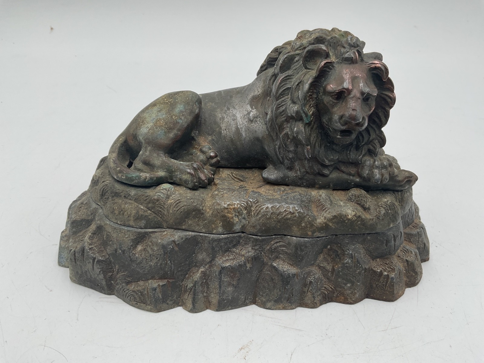 Antique Lion Double Inkwell Cast Unmarked NCE Antique Lion Double Inkwell Cast Unmarked NCE