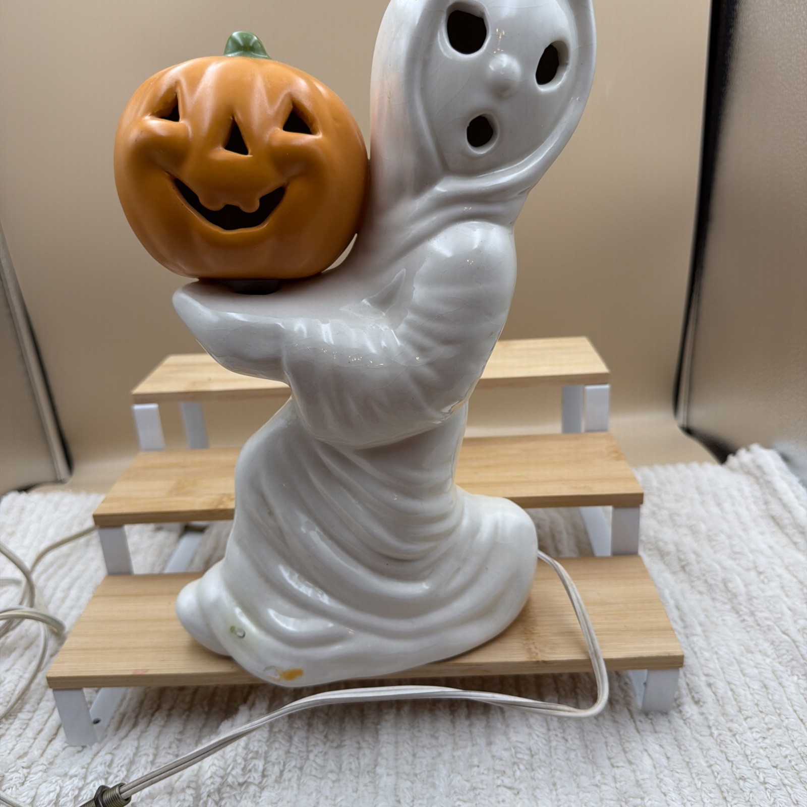 Vtg Ceramic Light Up Running Ghost with Jack O Lantern Pumpkin 12