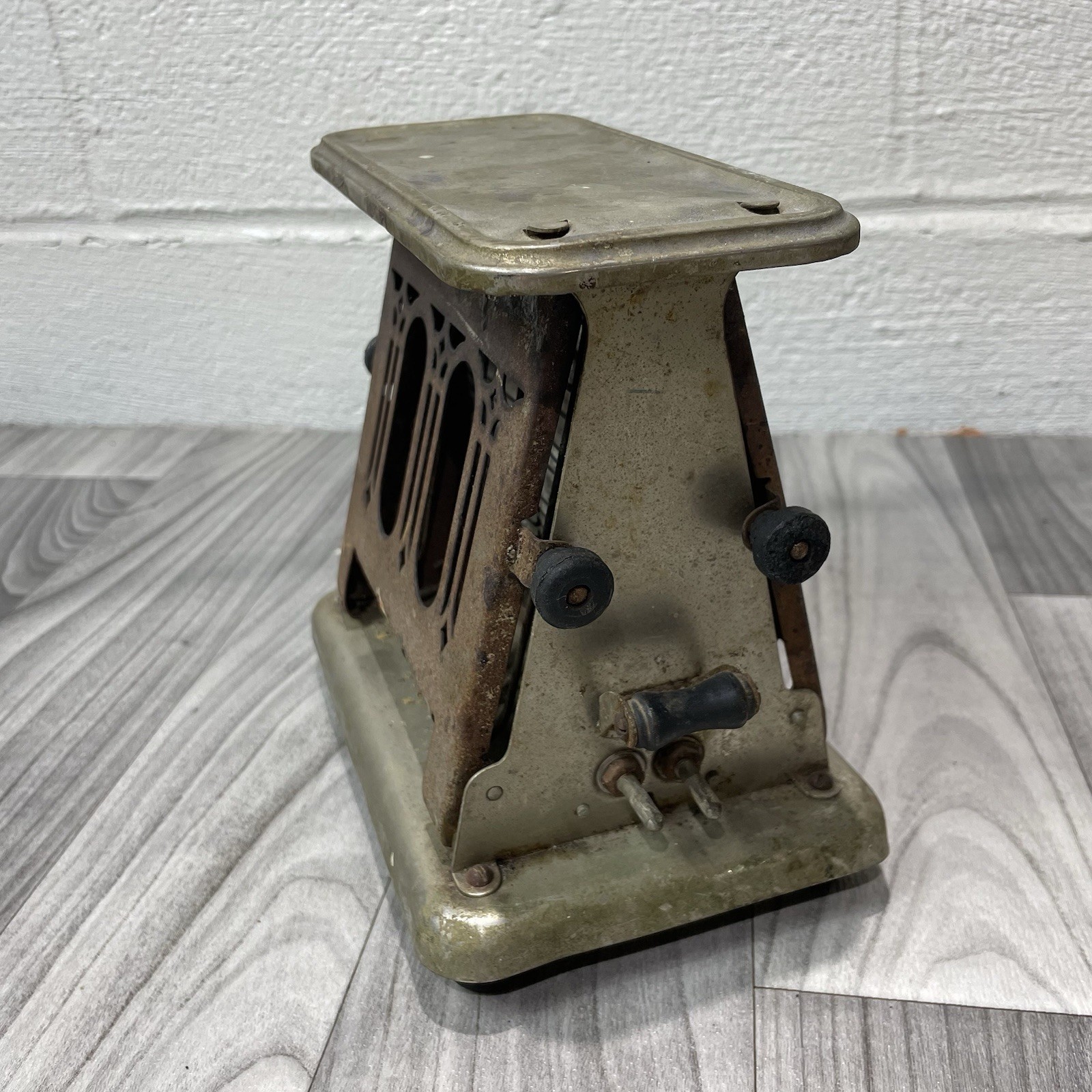 Antique 1910s Universal Toaster E1412B - Landers Frary & Clark USA - No Cord VTG