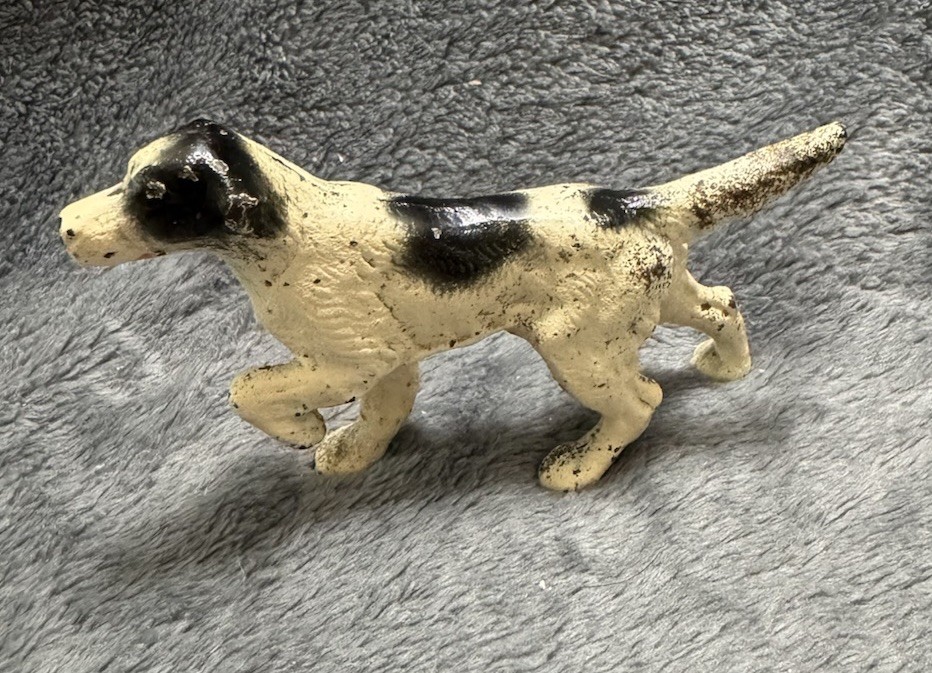 Antique Hubley Cast Iron English Setter Dog Figurine 4 1/2” L X 2 2/4” H