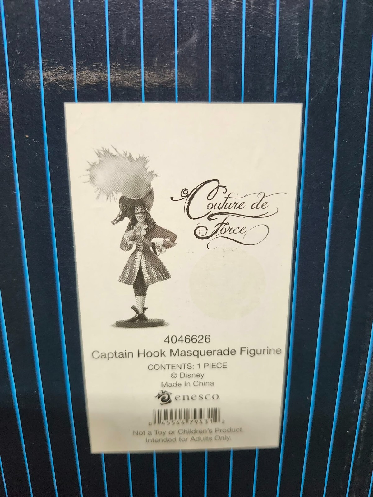 Disney Showcase Captain Hook Masquerade Figure “Couture de Force” from Peter Pan