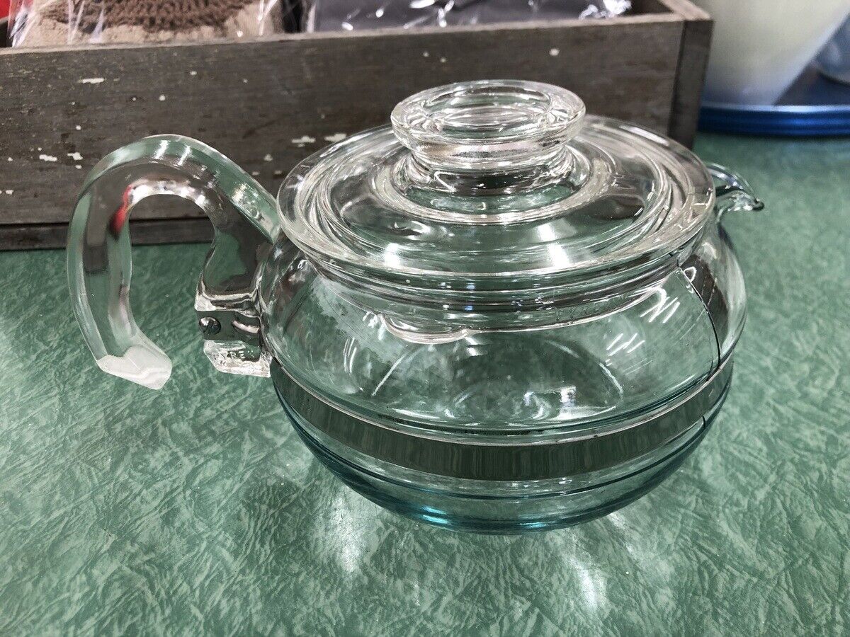 VINTAGE Pyrex Flameware 6-Cup Stovetop Teapot - Glass