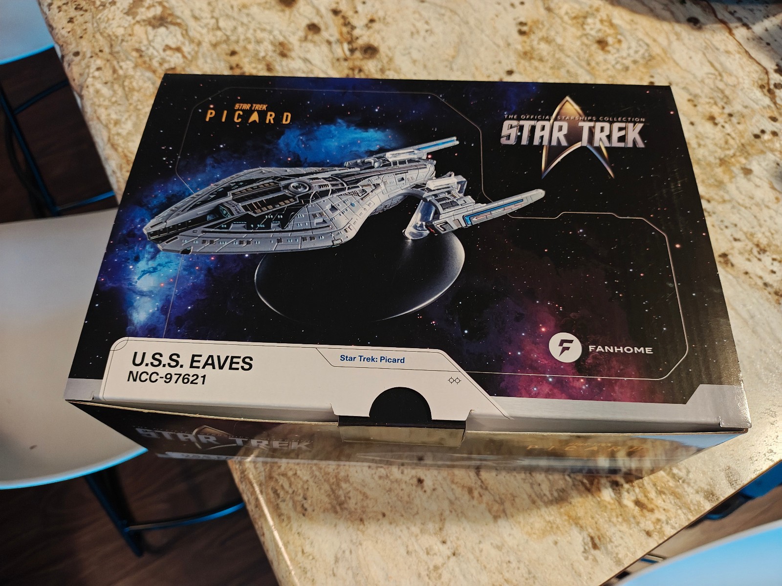 Fanhome Star Trek USS Eaves NCC-97621 Pathfinder Class Starship Collection RARE Fanhome Star Trek USS Eaves NCC-97621 Pathfinder Class Starship Collection RARE