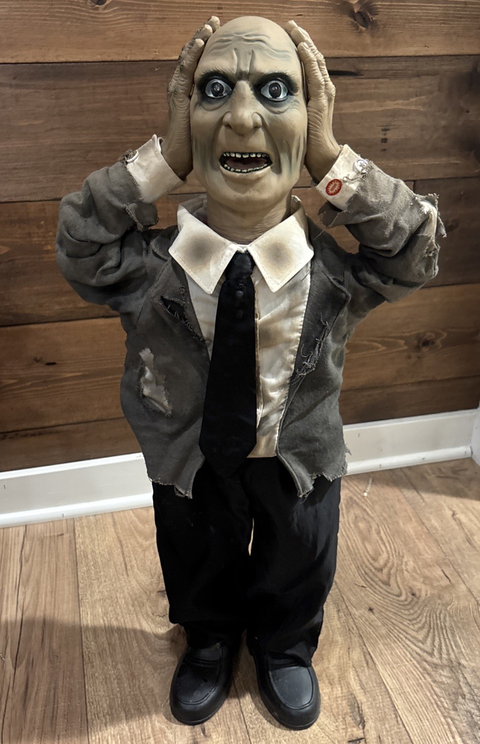 HEADS UP HARRY 32” Animated Talking Halloween Prop Lift Head Works 2006 *READ* HEADS UP HARRY 32” Animated Talking Halloween Prop Lift Head Works 2006 *READ*