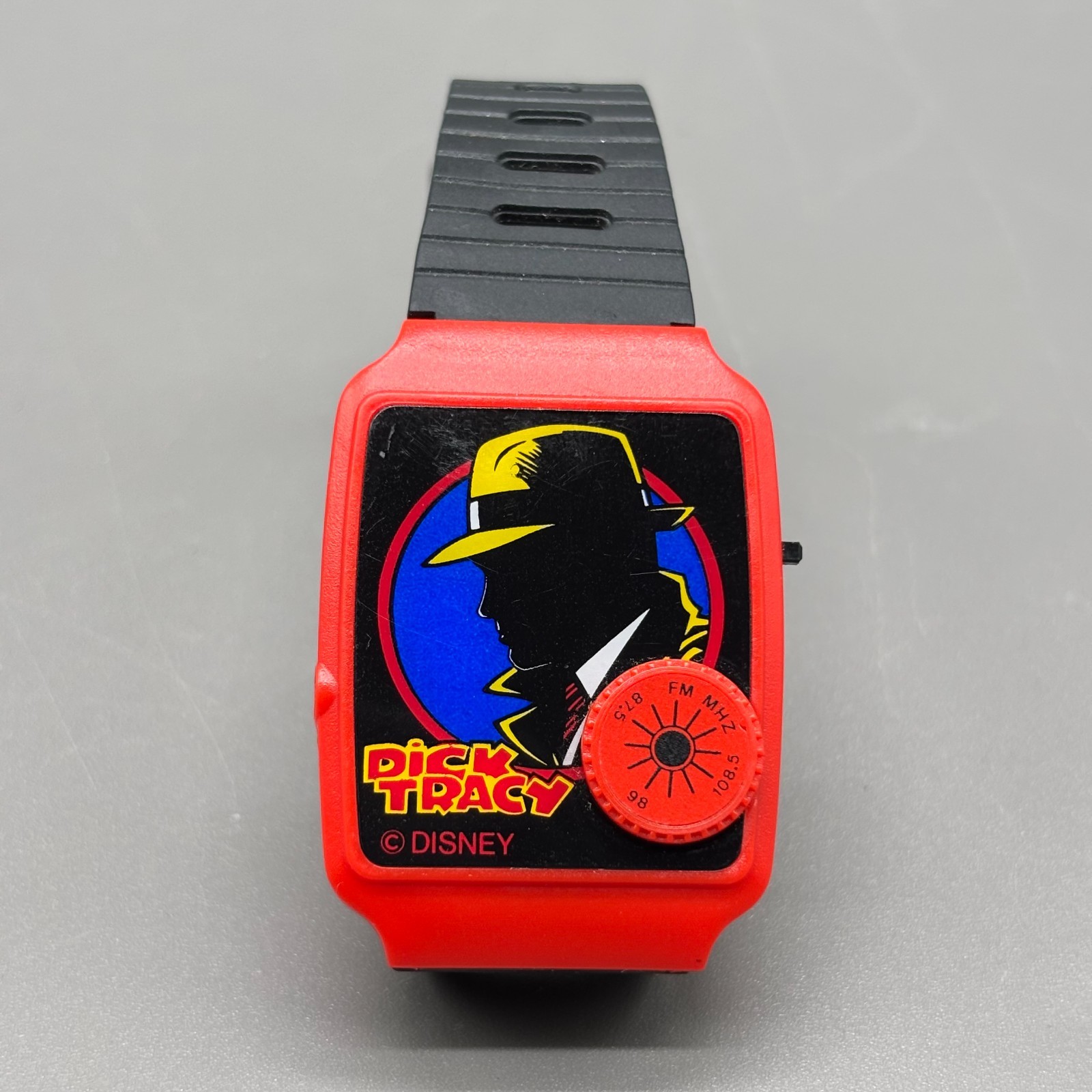 Vintage 1990s Disney Dick Tracy FM Wrist Radio Watch Untested Cap'n Crunch Promo Vintage 1990s Disney Dick Tracy FM Wrist Radio Watch Untested Cap'n Crunch Promo