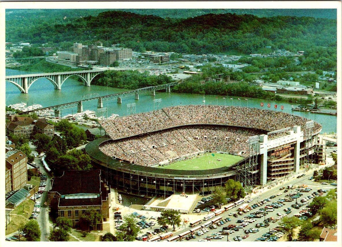 TN, Knoxville UNIVERSITY OF TENNESSEE  Neyland Stadium Aerial View  4X6 Postcard
