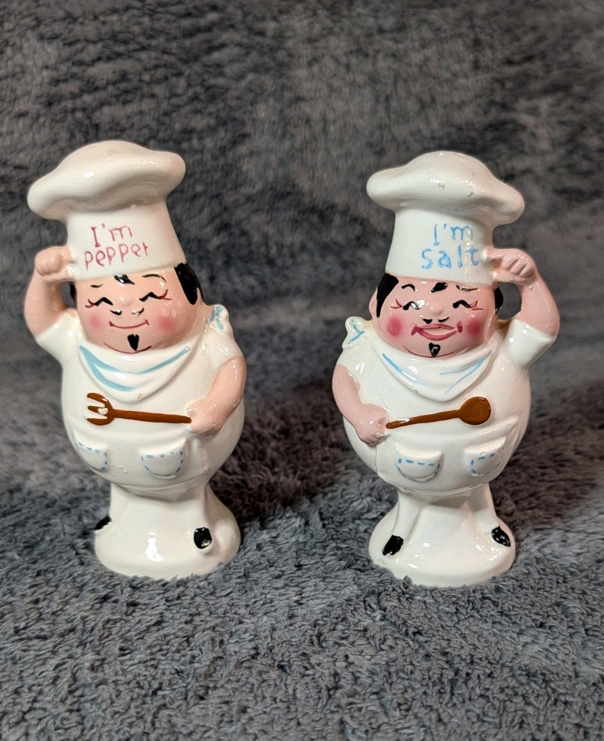 Vintage 1959 NAPCO I’m Salt I’m Pepper Chef Shakers 5F-4712 Ceramic Pair