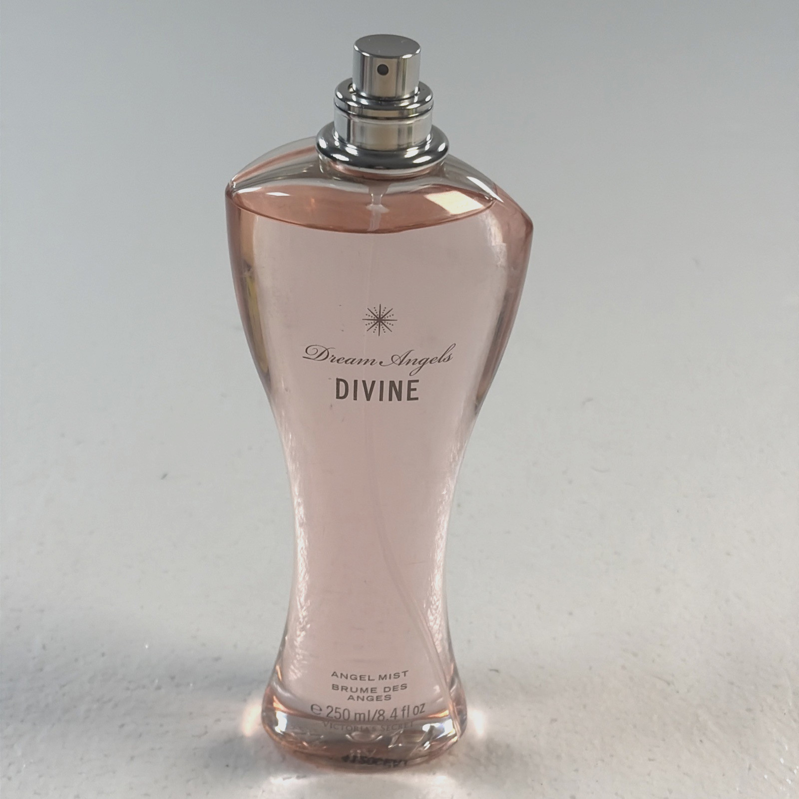 Victoria's Secret Y2K Dream Angels Divine Angel Mist 8.4 fl oz Original No Cap Victoria's Secret Y2K Dream Angels Divine Angel Mist 8.4 fl oz Original No Cap