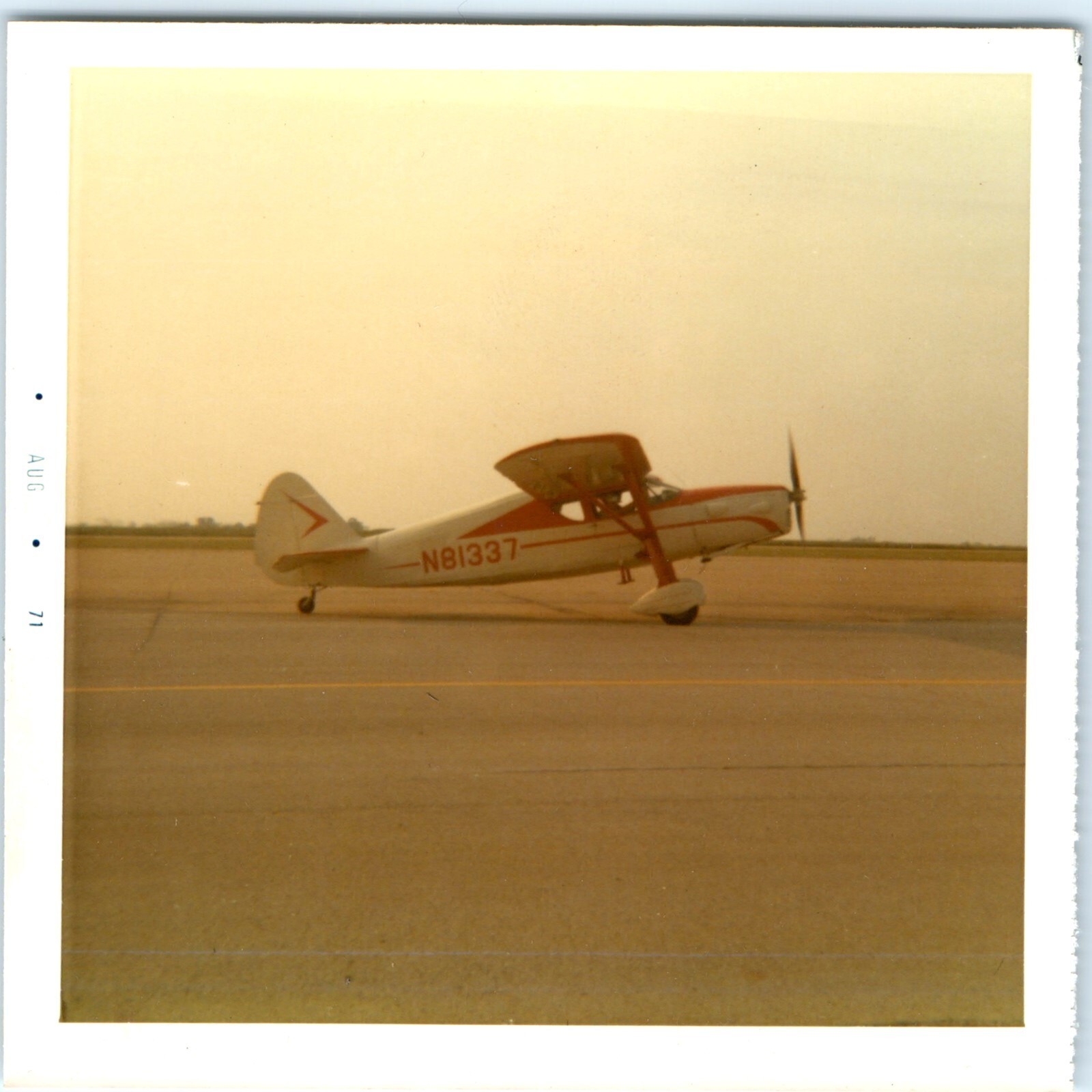 Vtg 1971 Fairchild 24R-46 Airplane Photo N81337 Aviation Aircraft Color Snapshot Vtg 1971 Fairchild 24R-46 Airplane Photo N81337 Aviation Aircraft Color Snapshot