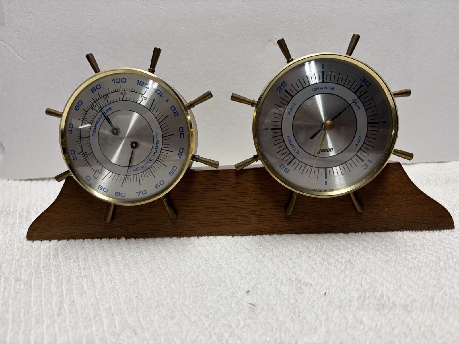 Vintage Ship’s Wheel Weather Instrument - Temperature, Barometer - Nice Cond. Vintage Ship’s Wheel Weather Instrument - Temperature, Barometer - Nice Cond.