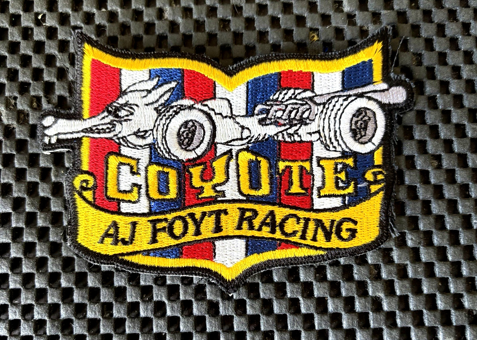 COYOTE AJ FOYT RACING INDY CAR NASCAR EMBROIDERED SEW ON PATCH 4 3/4 COYOTE AJ FOYT RACING INDY CAR NASCAR EMBROIDERED SEW ON PATCH 4 3/4