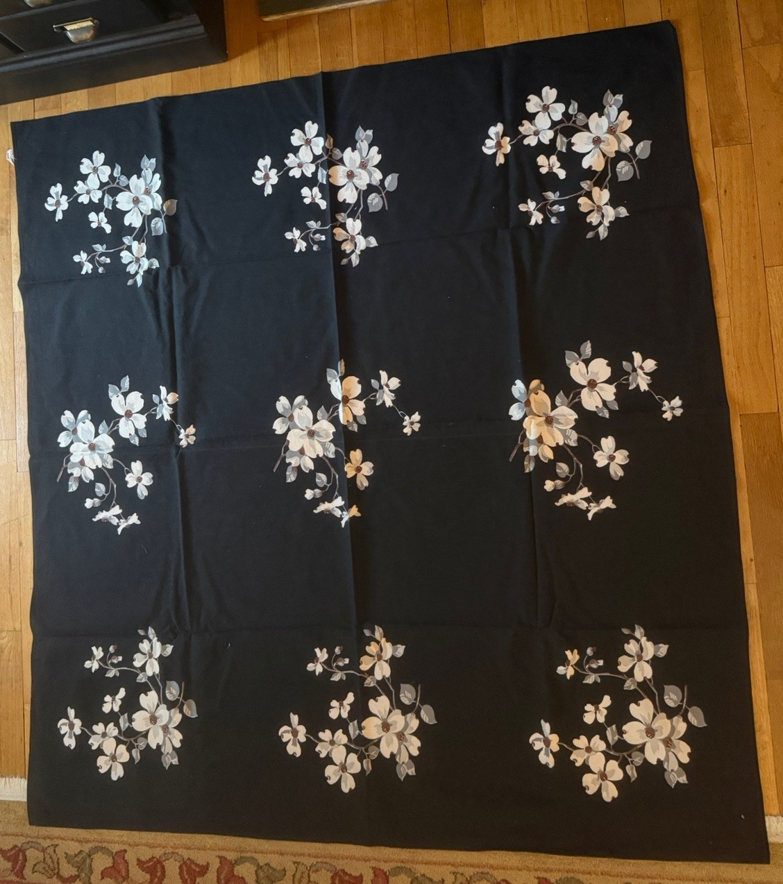 VTG MCM Wilendur Rare Black Tablecloth Dogwood 50”x54” HTF VTG MCM Wilendur Rare Black Tablecloth Dogwood 50”x54” HTF