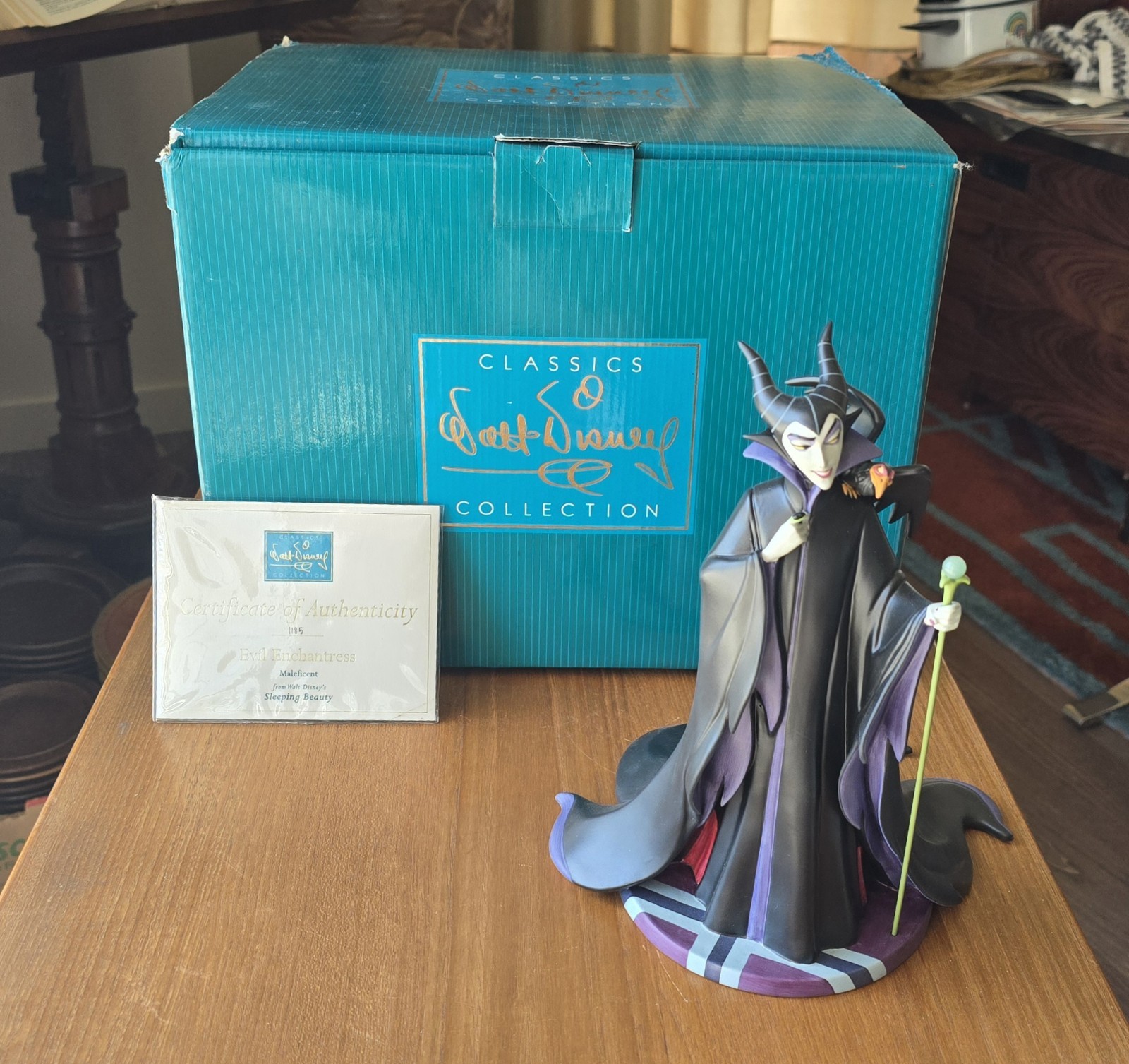 MALEFICENT DISNEY EVIL ENCHANTRESS WDCC FIGURINE W/ BOX & COA LE #1185 MALEFICENT DISNEY EVIL ENCHANTRESS WDCC FIGURINE W/ BOX & COA LE #1185