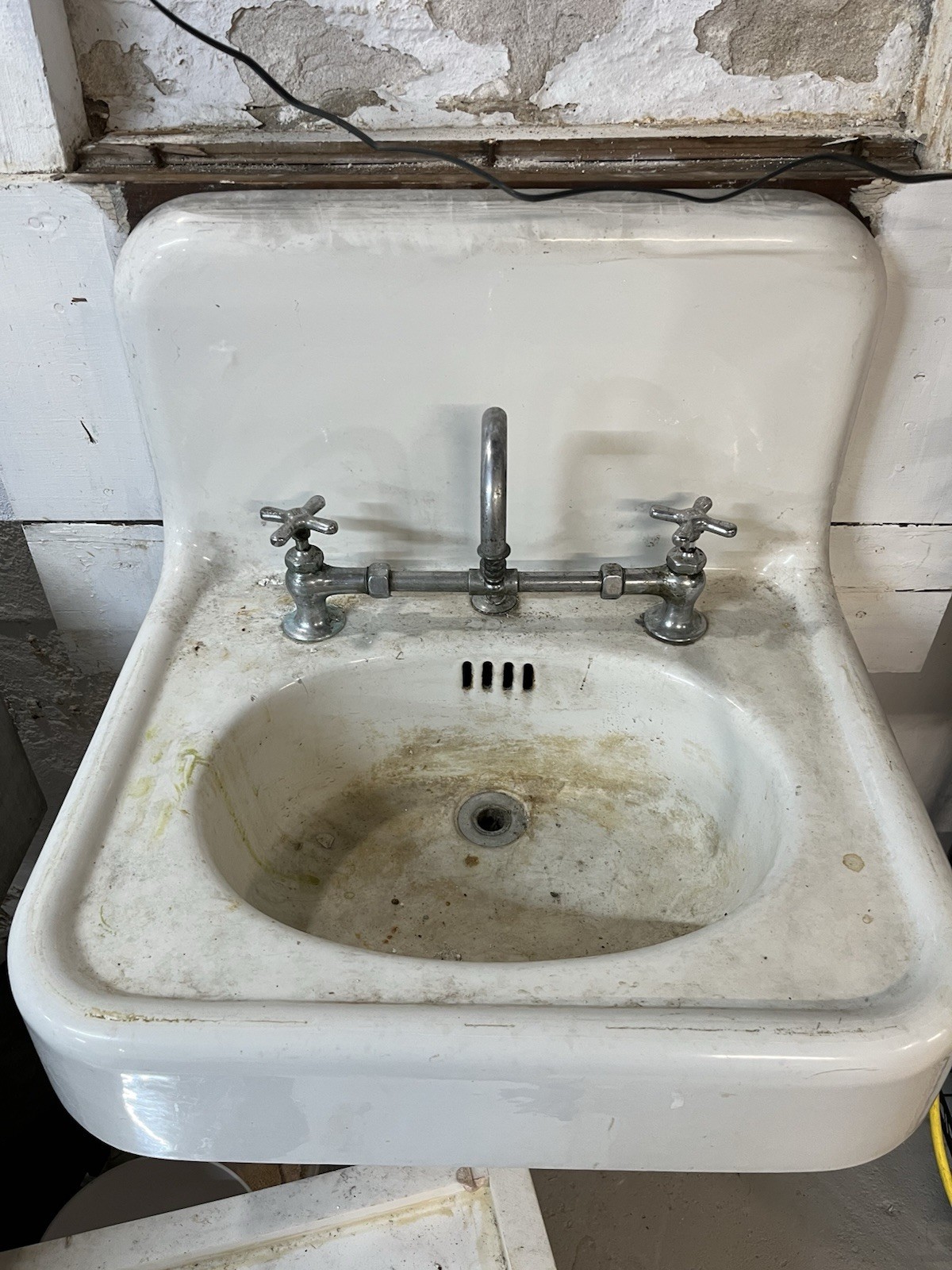 Antique Wall Mounted cast iron Sink White w/ 1920s Faucet contact me shipping $ Antique Wall Mounted cast iron Sink White w/ 1920s Faucet contact me shipping $
