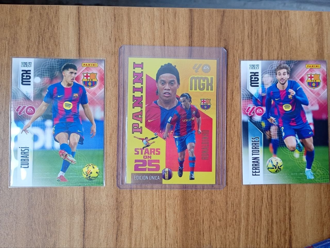 2026-27 Panini Megacracks LaLiga FC Barcelona Lot Ronaldinho Stars on 25 Cubarsi
