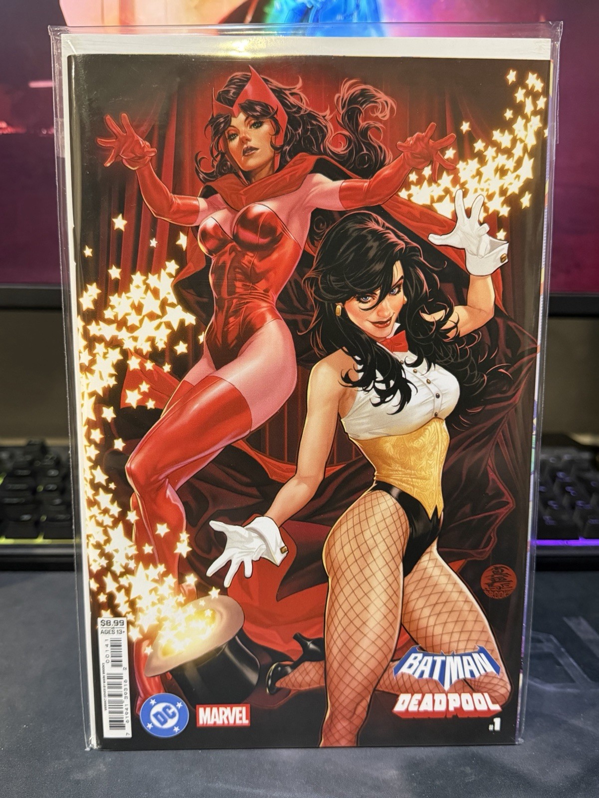 DC MARVEL BATMAN DEADPOOL #1 BROOKS ZATANNA SCARLET WITCH VAR (19/11/2025)