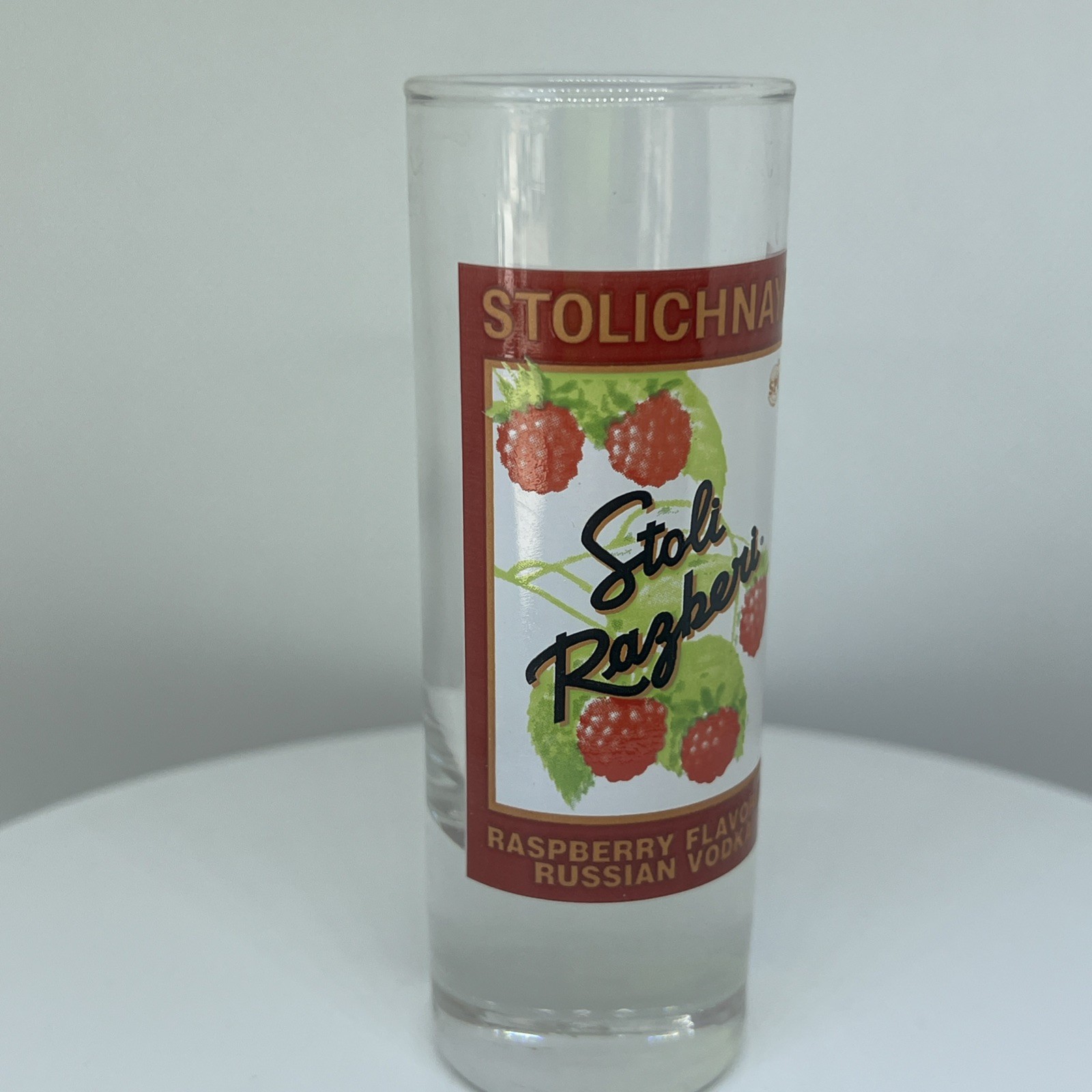 Stolichnaya Raspberry Flavored Russian Vodka 4\